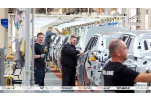 Лукашенко: машиностроительная отрасль является одной из важнейших для экономики Беларуси