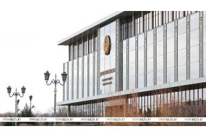 Лукашенко заслушал доклады министра обороны и председателя КГБ