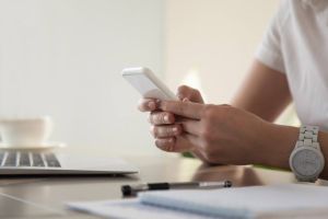 В Молодечно мужчину обманули на 21 900 рублей
