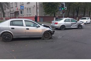 В Молодечно на перекрестке случилась авария