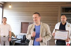 Турчин в Станьково поздравил сборную Минской области по хоккею с успешным сезоном