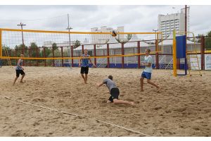 В Молодечно волейбольный рай под открытым небом