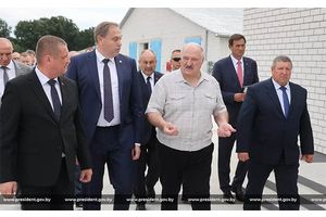 Министр vs замгубернатора: у кого больше рычагов влияния? Лукашенко обсудил кадровый вопрос