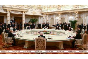 Лукашенко на саммите СНГ обозначил стратегические направления в деятельности Содружества