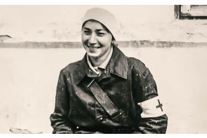 Она всю жизнь помогала людям