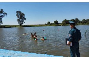 Купаемся и загораем, но только на разрешенных водоемах!