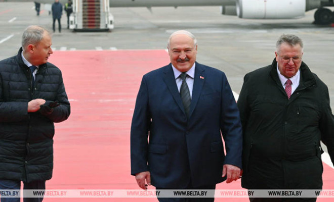 Лукашенко прибыл с официальным визитом в Россию