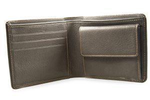 Пожилая женщина стала жертвой грабителя в Молодечно