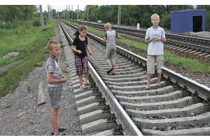 Чыгунка вабіць дзяцей