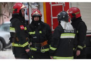 Лукашенко поздравил спасателей с профессиональным праздником