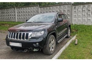 Взяли машину, чтобы съездить за спиртным. Под Молодечно у мужчины, уснувшего во время застолья, угнали внедорожник