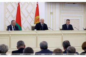 Серьезный разговор по-мужски. Лукашенко требует переломить негативные тенденции в Гомельской области