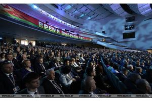 Лукашенко проголосовал на выборах руководства ВНС