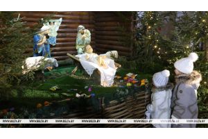 Лукашенко: Рождество напоминает о том, что жизнь является бесценным даром