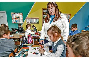 Дзяцей вучаць маляваць спорт