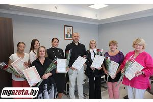 В преддверии профессионального праздника в Молодечненском райисполкоме наградили лучших работников торговли