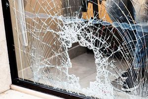 Нуждался в помощи и внимании медицинских работников 