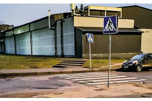 Луч света в темном переулке