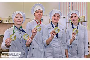 Кушать подано: печатная машинка и брусчатка!..