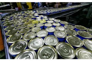 Печень трески с паразитами нашли в продаже в Беларуси — она запрещена к продаже