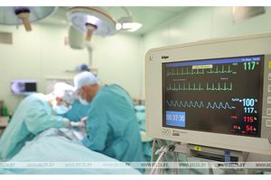 Пациенты возвращаются к обычной жизни. В Беларуси появились новые методы операций на позвоночнике