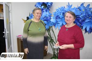 Свое творчество подарили молодечненцам поэтессы Тамара Березина и Тамара Овсянникова