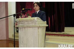 «КАКИМ ЖЕ ЧЕЛОВЕКОМ НУЖНО БЫТЬ, ЧТОБЫ ОПРАВДЫВАТЬ ГИТЛЕРА?»