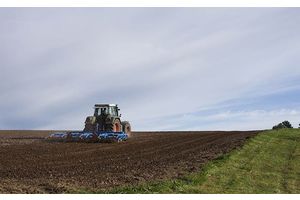 Аграрии Минщины засеяли более трети отведенных под яровые культуры площадей