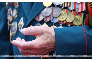 Правительство определило, какую матпомощь получат ветераны ко Дню Победы