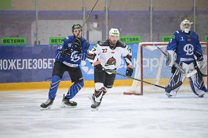 Солигорский «Шахтер» одолел молодечненское «Динамо» в игре хоккейной экстралиги