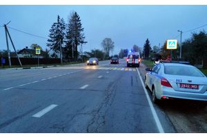 В Тюрлях автомобиль сбил девушку