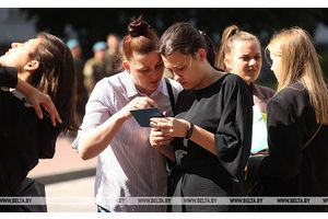 В вузах Беларуси начинаются внутренние вступительные испытания