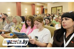 Маршрут V форума медийного сообщества завел на… Белорусский металлургический завод