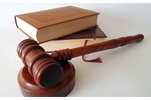Об определении цены иска по заявлениям о правах на недвижимое имущество