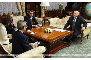 Лукашенко: Беларусь намерена выполнить процедуры для вступления в ШОС к июньскому саммиту в Дели