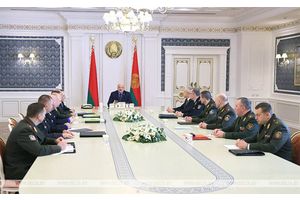 У Лукашенко обсуждают необходимость создания военных прокуратур