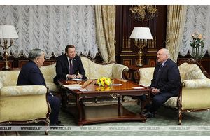 Лукашенко предлагает наращивать товарооборот с Кыргызстаном и развивать совместные производства