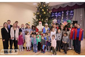 Воспитанников Молодечненской специальной школы-интерната закружил хоровод новогодних мероприятий