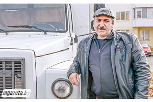 Вадзіцель, які ўмее лавіць хвалю. Паэтычную