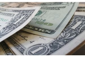 Житель Молодечно пытался обменять фальшивые $550