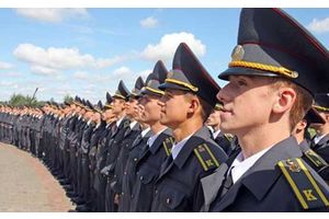 Кто в курсанты Академии МВД?