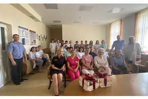 Молодечненский отдел Департамента охраны поблагодарил медицинских работников Детской больницы города Молодечно  в преддверие профессионального праздника за нелегкий труд, золотые руки и добры