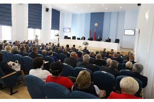 «Любань — тот же Петриков через 3-4 года». Сергеенко и Турчин обсудили молодежную политику региона
