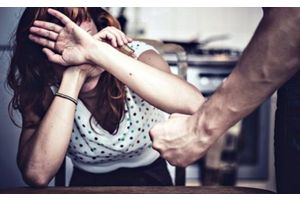 Три года тюрьмы за жестокое избиение больной матери