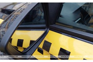 Как пассажиру проверить легальность работы такси, рассказали в Транспортной инспекции