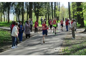 В память о каждом из 1418 дней войны