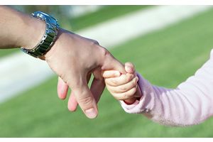 Как стать приемными родителями