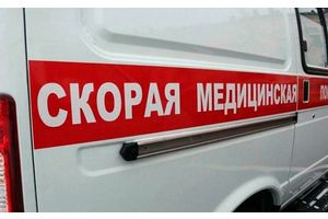 Автомобиль сбил известного в городе педагога