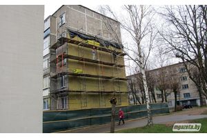 Дом па вуліцы Галіцкага рамантуюць