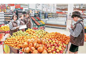 Изучили цены на лекарства и продукты